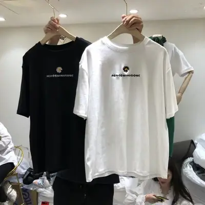 Women 2025 Korean Style Black T-Shirt with Chrysanthemum Embroidery