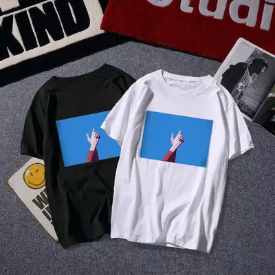 Men Black Graphic T-Shirt Round Neck Half Sleeve Summer