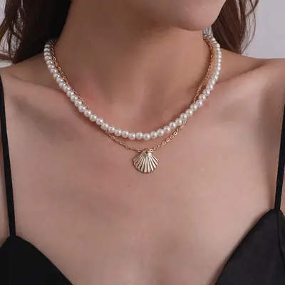 Elegant Pearl Scallop Necklace for Women