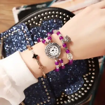 Women Korean Style Bracelet Watch with Black Stones