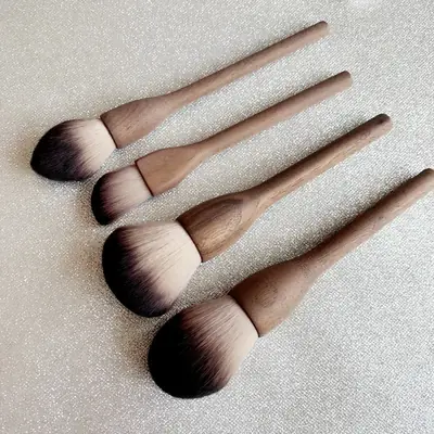 Wooden Vintage Makeup Brushes Set of 4