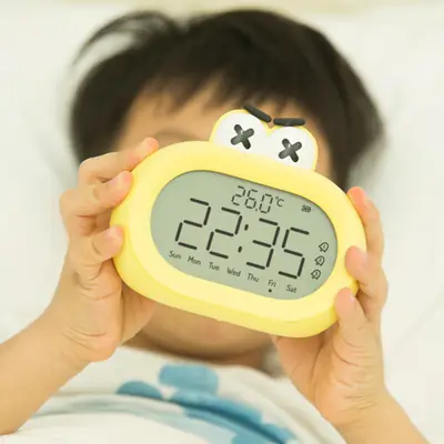 Factory New Cartoon Alarm Clock Blue 10:08