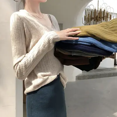 Women's Knitted V-Neck Slim Fit Base Shirt Autumn Winter