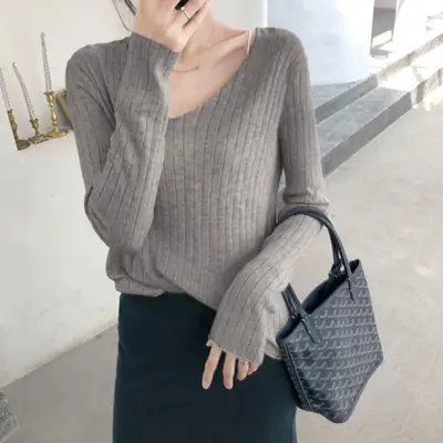 Women Low Neck Knitwear Set Black Yellow Shoulder Bag