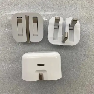 British Standard Fast Charging Head 18W Foldable
