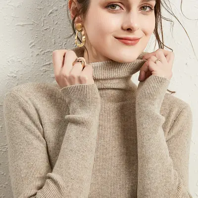 Women's Long Sleeve Pile Collar Sweater Beige
