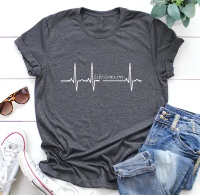 Life Goes On Heartbeat Graphic T-Shirt Green
