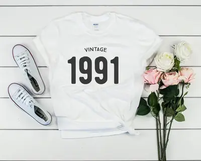 Vintage 1991 Printed T-Shirt for Women Peach