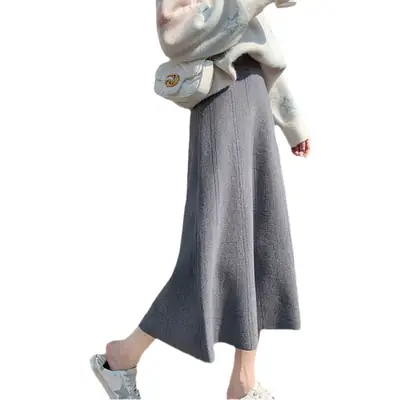 2022 Women's Grey Knitted Pleated Skirt Set