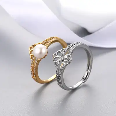 Adjustable Water Pearl Crown Ring for Women