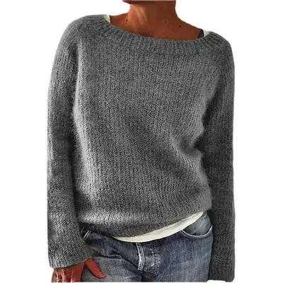 Women Knitted Black Round Neck Sweater