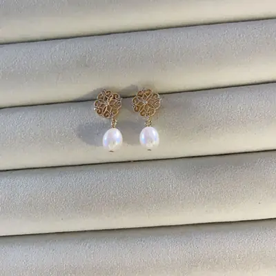 Court Style Pearl Earrings for Women Baroque Design