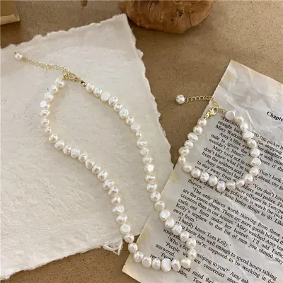 Korean Style Pearl Necklace for Women Natural White Baroque Design
