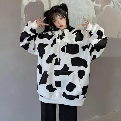 Cow Print Hooded Pullover Top Women 190g