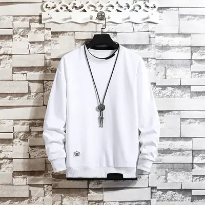 Wei Yi Men's White Loose Crewneck Sweatshirt with Necklace