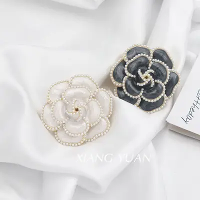 Camellia Silk Brooch with Pearl Buckle