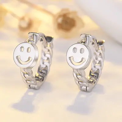 Qiao Lanxuan Japanese Korean New S925 Silver Plated Earrings Round Chain Small Smiley Personality Ear Ring Rose Gold Ear Buckle