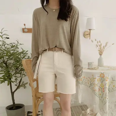 Women Black Long Sleeve T-Shirt Round Neck Solid Color