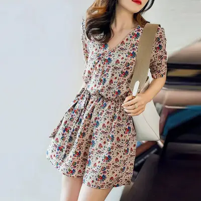 2024 Printed V Neck Shorts Suit Large