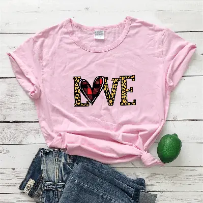 Women Pink Love Heart Print T-Shirt