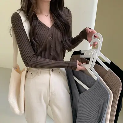 Women's V-Neck Knit Cardigan Long Sleeve Beige