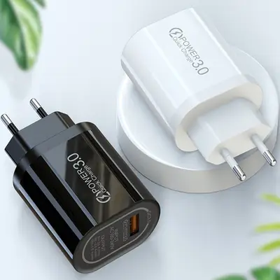 Smart 1-Port USB QC3.0 Travel Charger Black White