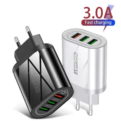 2.4AQC3.0 3USB Fast Charge Charger for Mobile Phones