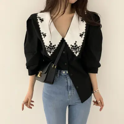 Women Embroidered Korean Chic Top with French Court Style Short Sleeve