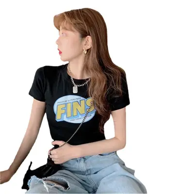 Women Printed FINS Short Crop Top Gray Pants Set