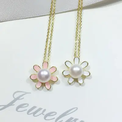 Wholesale Daisy Pearl Necklace Gold Color