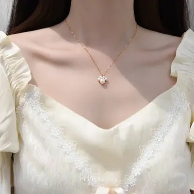 Natural Pearl Kitten Claw Necklace 14K Gold Collar