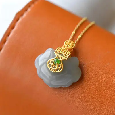 Herbaceous Jade Ruyi Lock Pendant for Mother