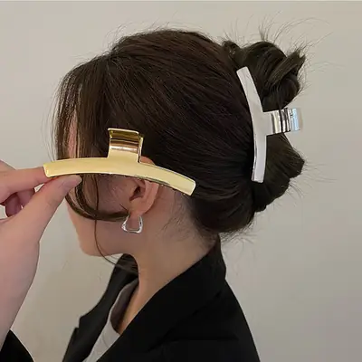 High-end Metal Shark Hair Clips for Women