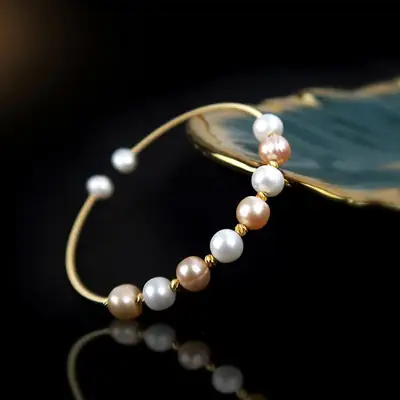 Guan Yu Freshwater Pearl Bracelet High Luster Bangle