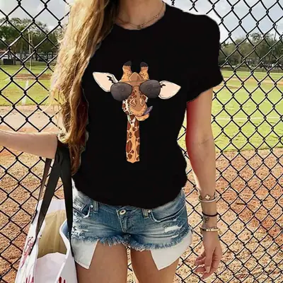 2020 Summer Cartoon Giraffe Printed Women T-Shirt Black