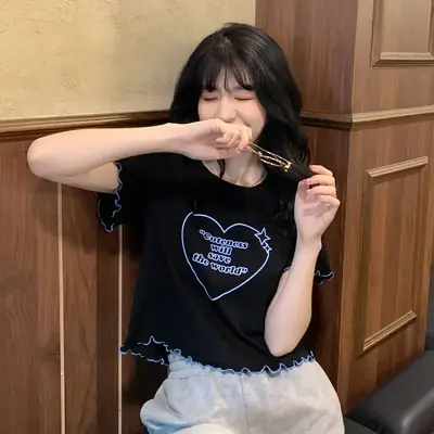 Women Black Heart Print Short Sleeve T-Shirt 2025