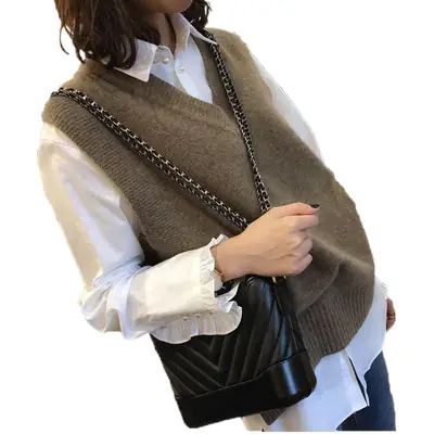 2023 Wool Vest for Women Black Chain Strap Sleeveless Sweater