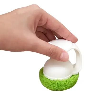 Japan KM Hanging Sink Cleaning Brush Scrubbing Pan Brush Storage cleaning appliance