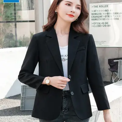 Trendy Black Blazer for Petite Women 2026
