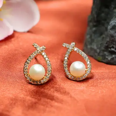Guan Yu Pearl Earrings S925 Gold Water Drop Design