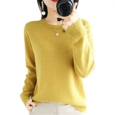 Women's Yellow Round Neck Sweater Large Size