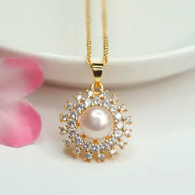 Guan Yu Pearl Necklace with Snowflake Design for Women