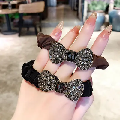 Brown Rhinestone Heart Bow Hair Band with High-End Design
