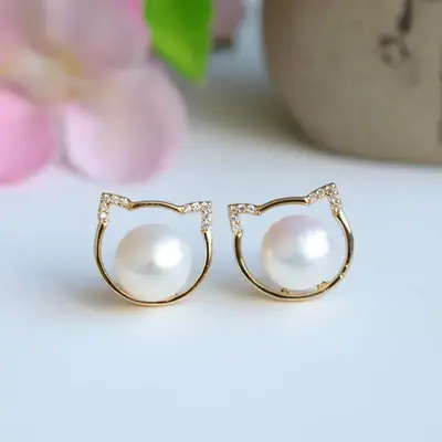 Japanese Cat Earrings Pearl Gold Jewelry Gift