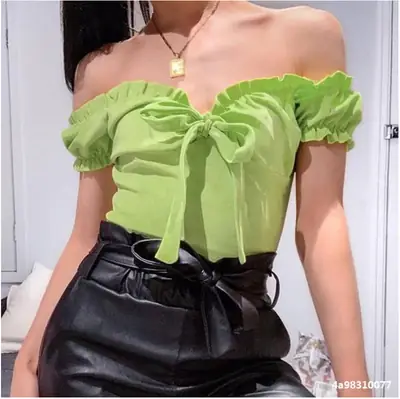 Green Collar Slim Fit Women's Short Sleeve Top