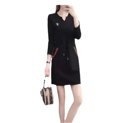 Plus Size Black V-Neck Sports Dress with Straight Skirt