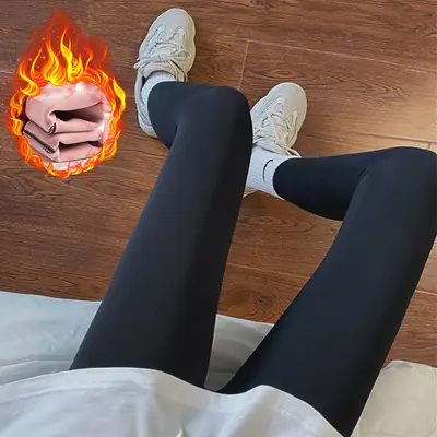 Pregnant Women's Pink Velvet Leggings for Spring Autumn Yoga Wear