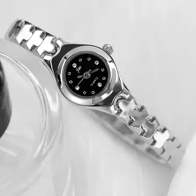 Ladies Silver Chain Watch Green Dial Quartz CHIC Style