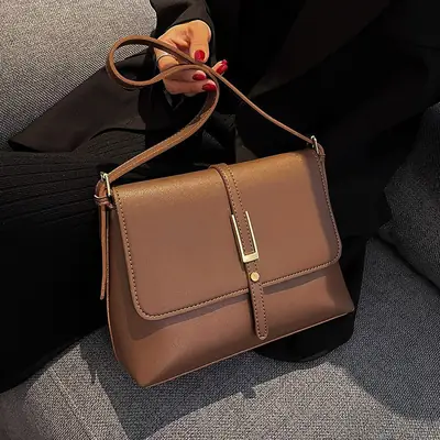 Women's Retro Brown Shoulder Bag 2022 New