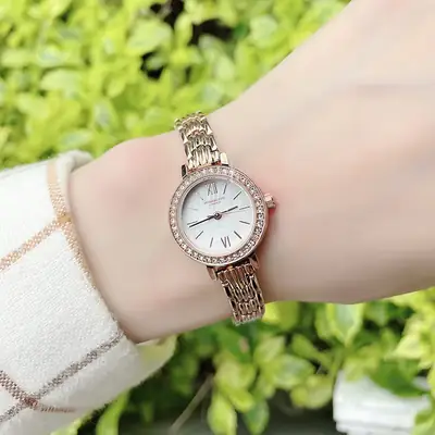 Women Roman Fritillaria Quartz Watch with Water Drop Bracelet